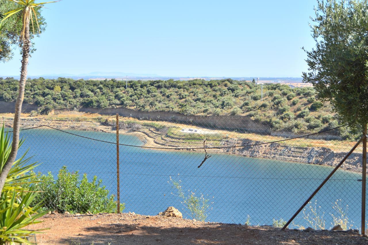 Camping La Brena Hotel Almodóvar del Río Esterno foto