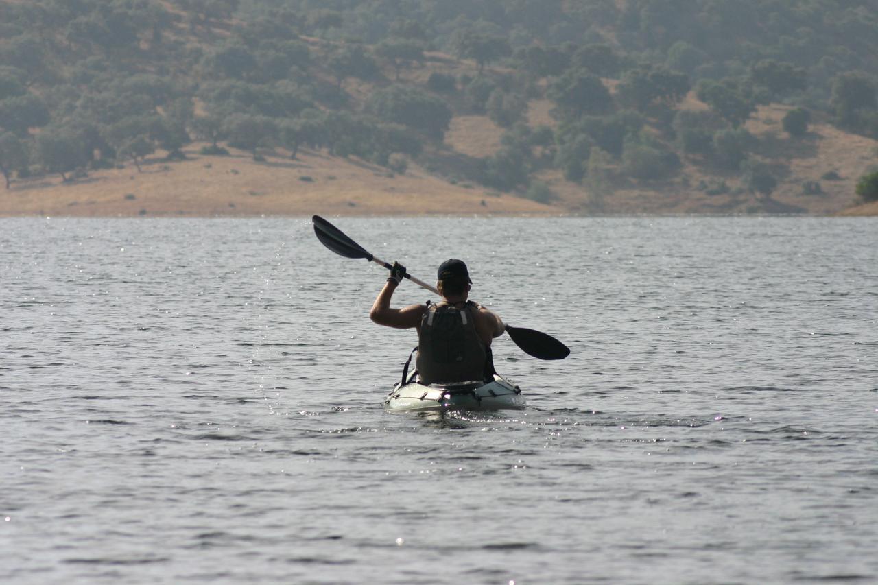 Camping La Brena Hotel Almodóvar del Río Esterno foto